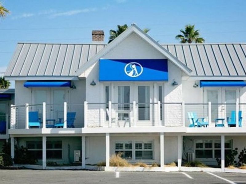 Inn on the Beach photo