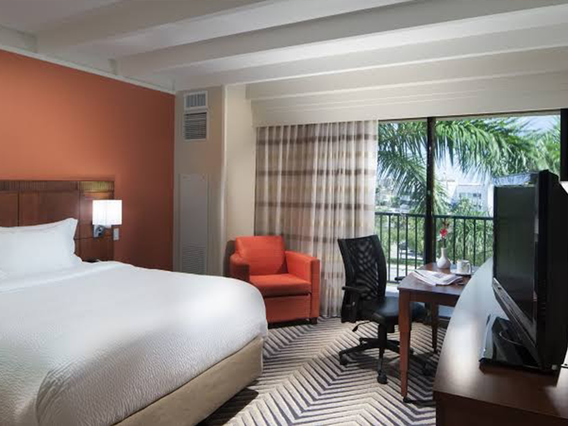 Courtyard by Marriott Fort Lauderdale East/Lauderdale-by-the-Sea photo