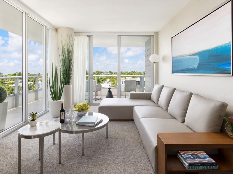 The Altair Bay Harbor Hotel photo