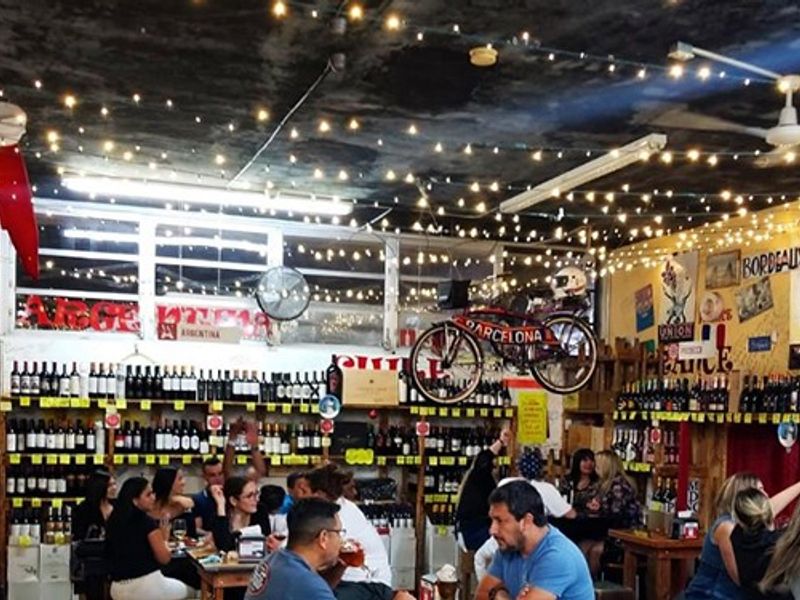 Happy Wine - Calle Ocho photo
