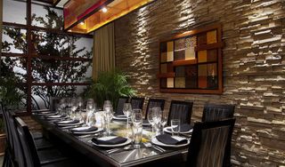 Seasons 52