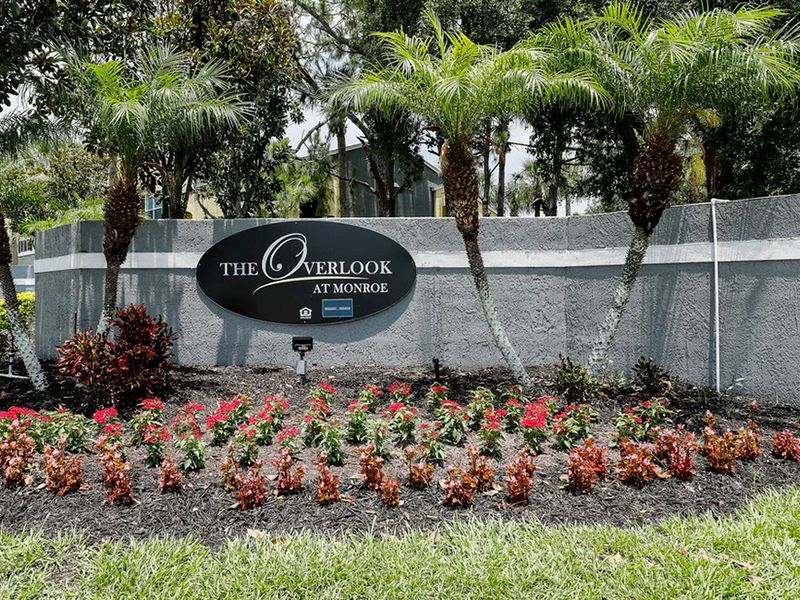 The Overlook at Monroe Apartments photo