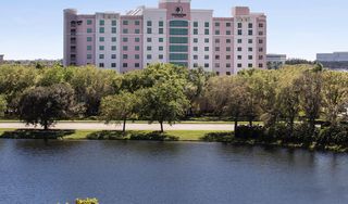 DoubleTree by Hilton Hotel Sunrise Sawgrass-Mills