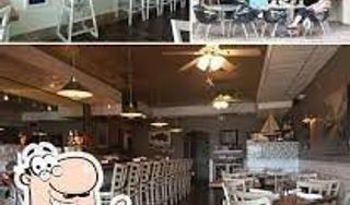 J&J Seafood Bar & Grill