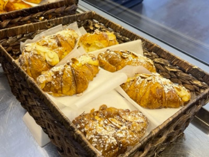 Le Parc Cafe photo