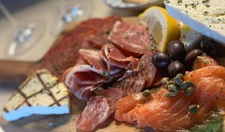 121 Tapas on the Water