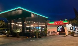 Pie Hole Wood Pizza