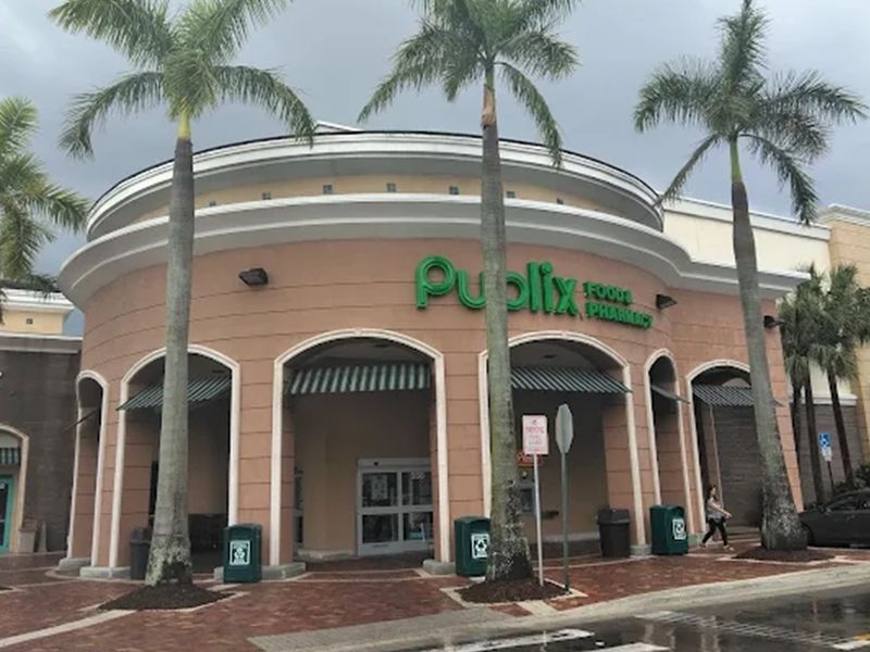 Publix Super Market at Veranda Shoppes photo