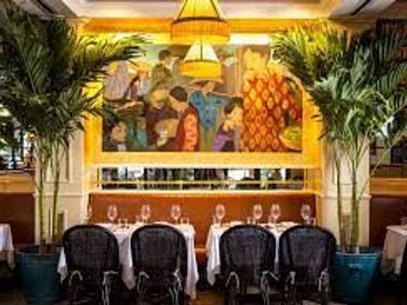 Le Colonial Restaurante photo