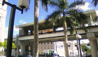 College North Metromover