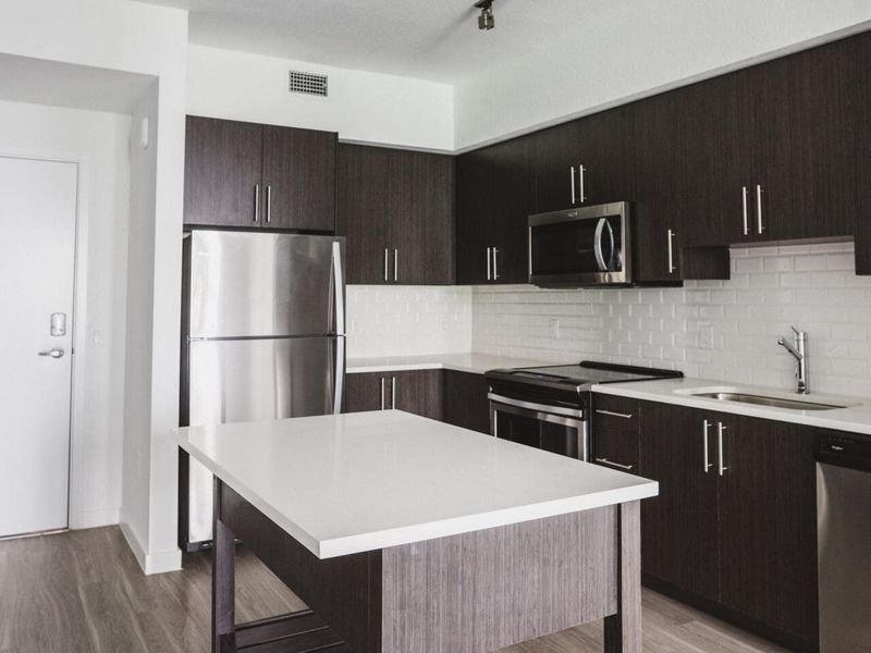 Windsor Cornerstone Apartments photo