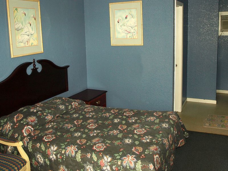 Lake Fairy Motel photo