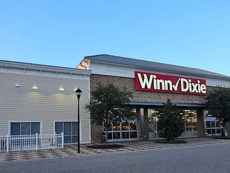 Winn-Dixie #2566 at Griffin Farm Shopping Plaza photo