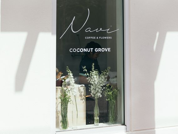 Navi Coffee & Flowers photo