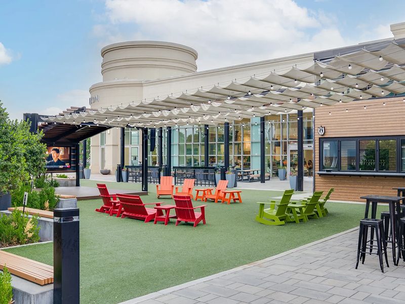 West Plaza photo