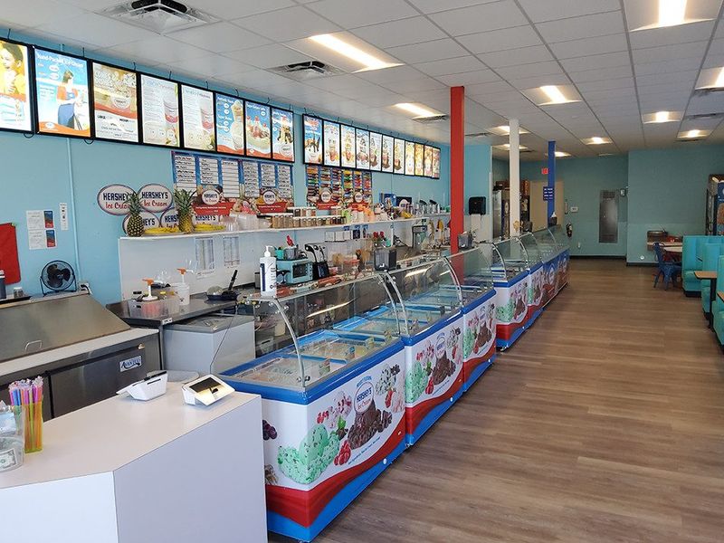 Hershey's Ice Cream & Acai Bowl Cafe photo