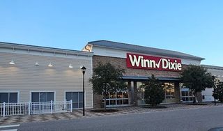 Winn-Dixie #2566 at Griffin Farm Shopping Plaza