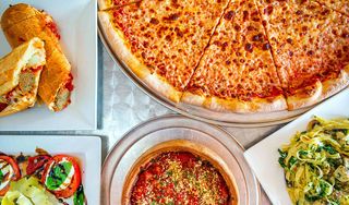 Manhattan Chicago Pizza