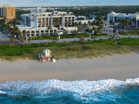 Opal Grand Oceanfront Resort & Spa photo