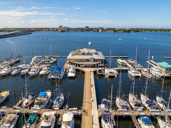 Riverhouse Waterfront Restaurant photo