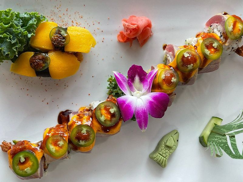 WAVE - Asian Bistro & Sushi photo