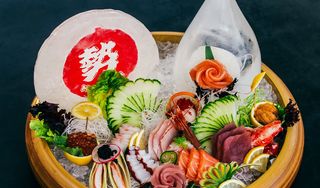 Moon Thai & Japanese