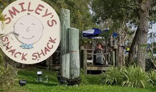 Smiley's Snack Shack