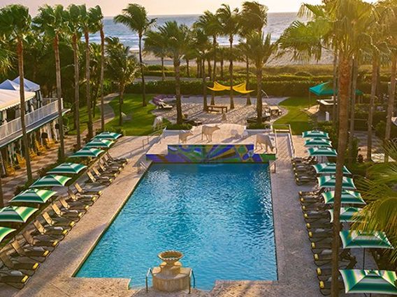 Kimpton Surfcomber photo