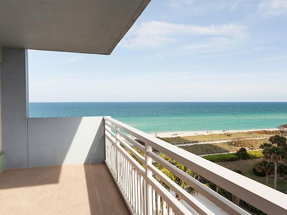 Bluegreen Vacations Solara Surfside Resort photo