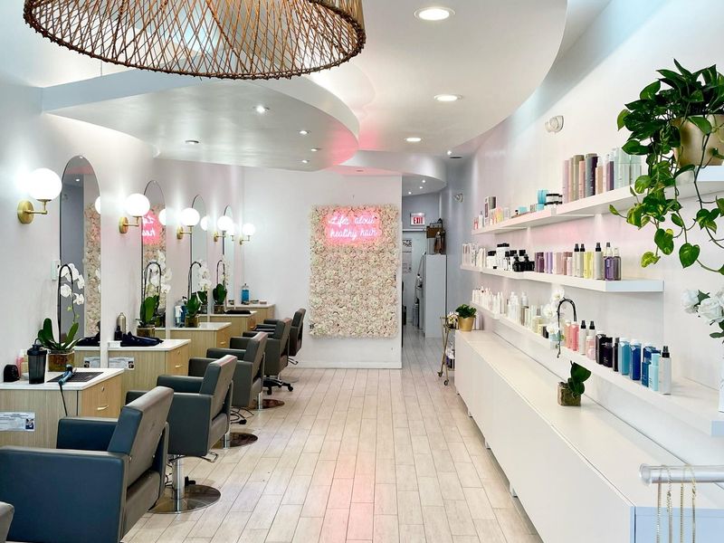 LAHH Salon photo