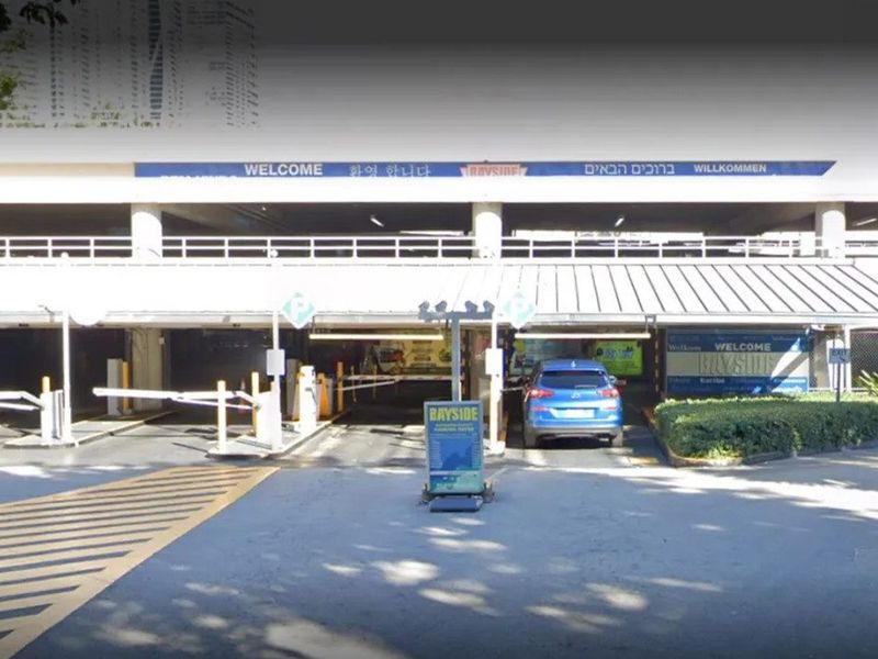 Bayside Marketplace Garage photo