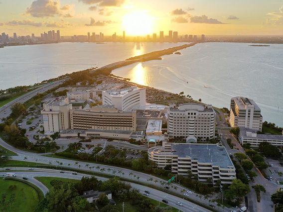 Mt. Sinai Hospital (Main Door) - (SB)(Middle Loop) photo