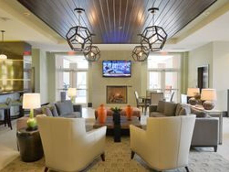 One Plantation Apartments photo