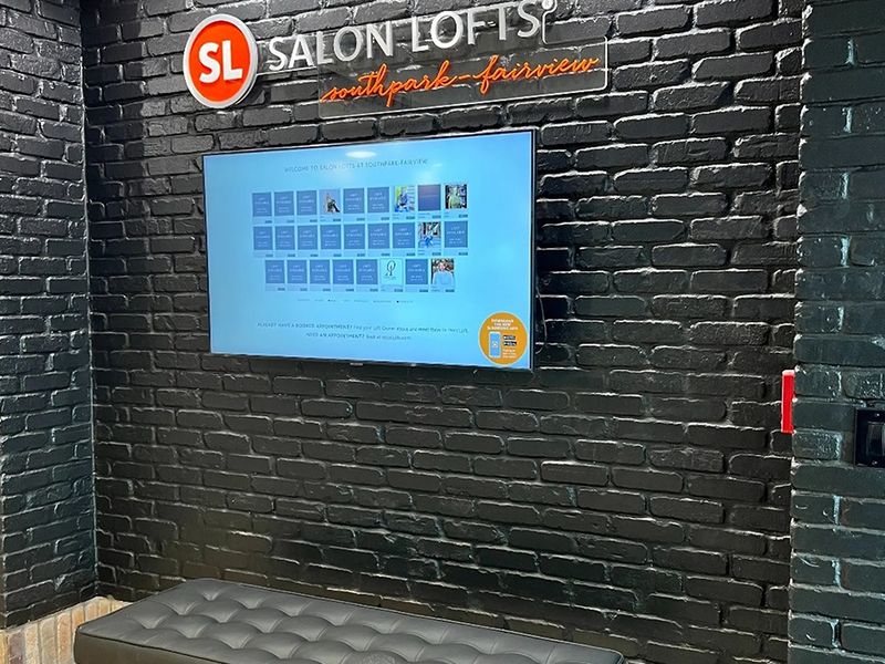 Salon Lofts photo