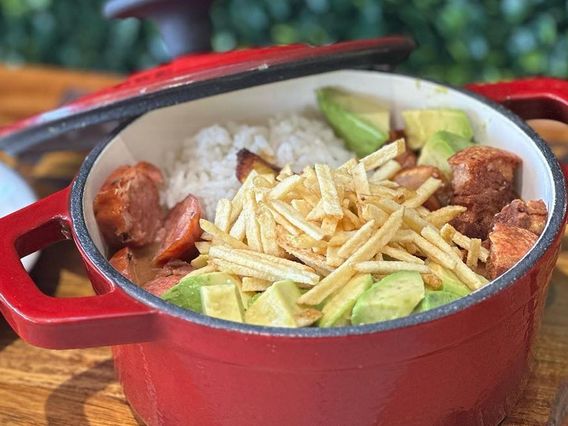 Colombia La Bella Longwood photo