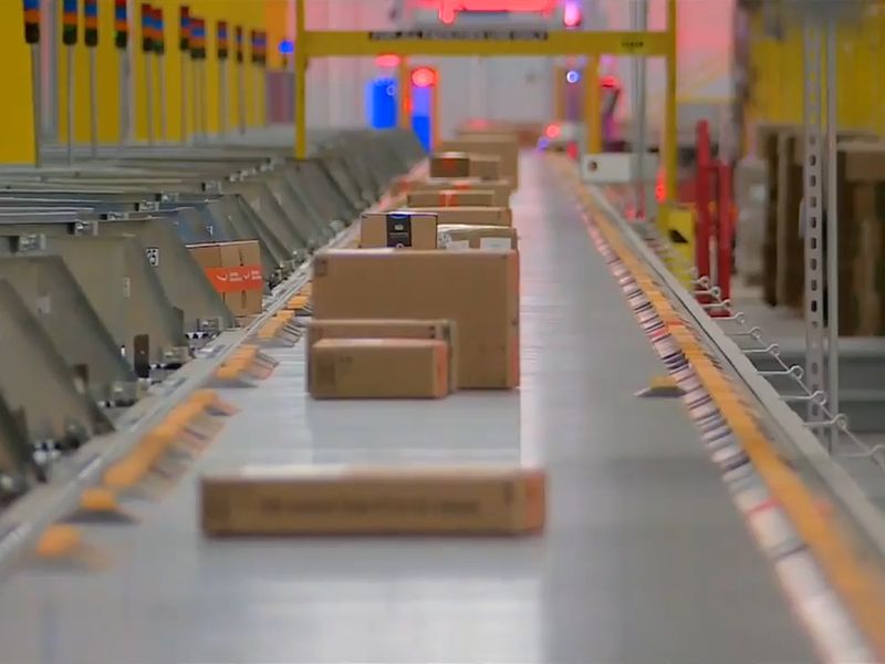 MIA1 Amazon Fulfillment photo