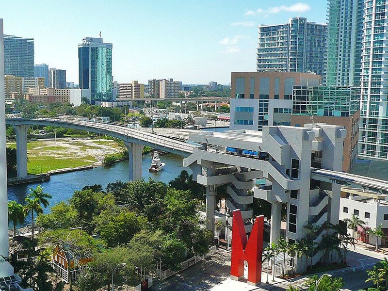 Riverwalk Metromover Station photo