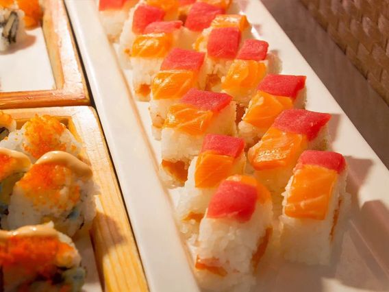 Mizumi Buffet & Sushi photo