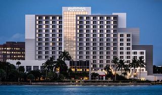 Pullman Miami Airport