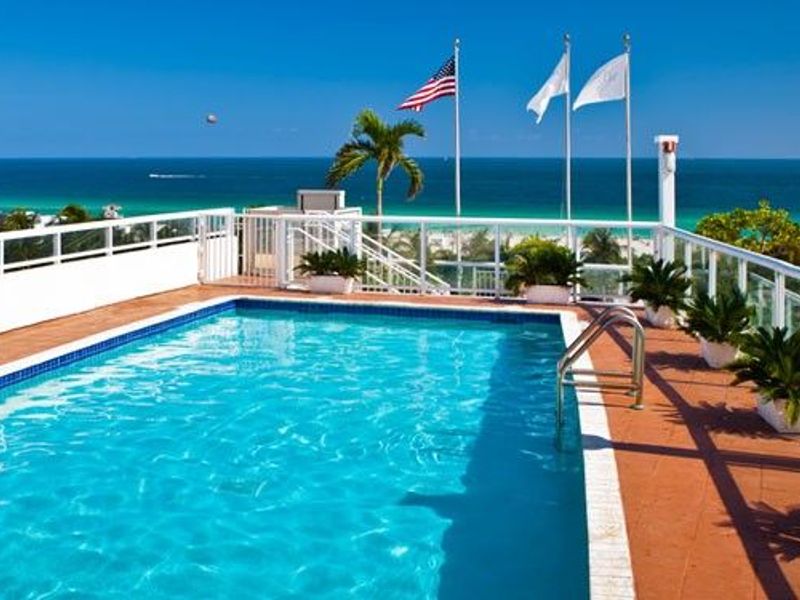 Bentley Hotel photo