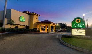 La Quinta Inn & Suites by Wyndham Ft Lauderdale Cypress Cr