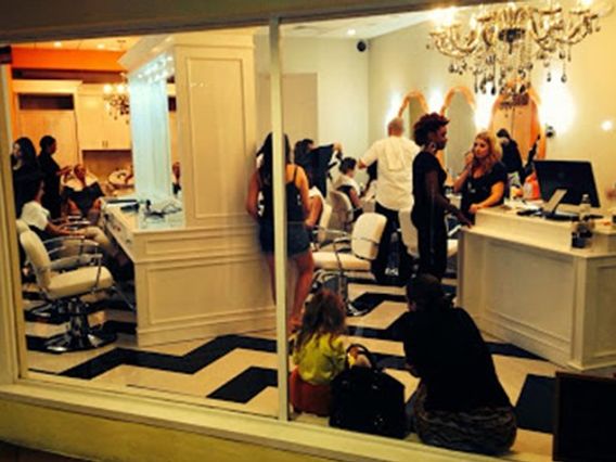 Blow -n- Dry Lounge photo