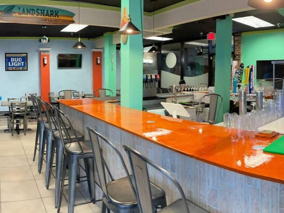 Neptuno's Bar and Grill photo