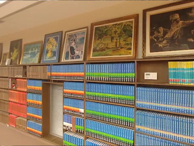 Helen B. Hoffman Plantation Library photo
