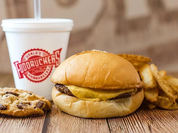 Fuddruckers photo