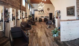 VMZ Barber & Beauty
