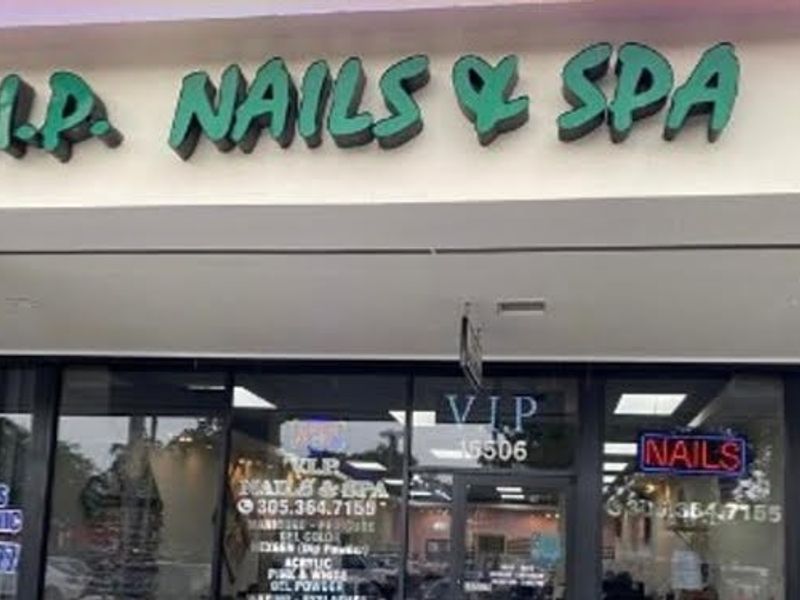 VIP Nails & Spa photo