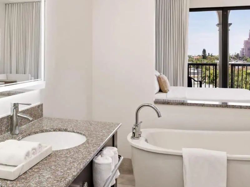 Hotel Zamora photo