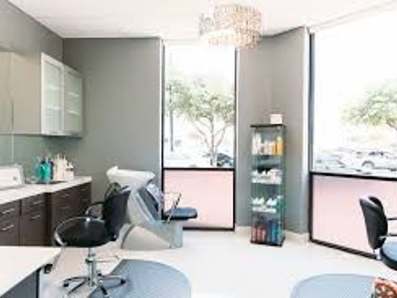 A Suites Salon photo
