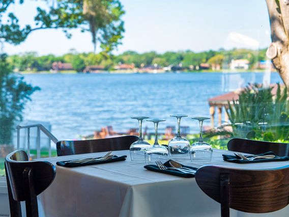 Enzo's on the Lake photo